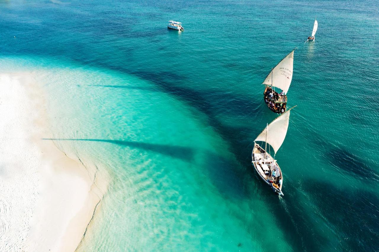 Gold Zanzibar Beach House & Spa Кендва Екстериор снимка