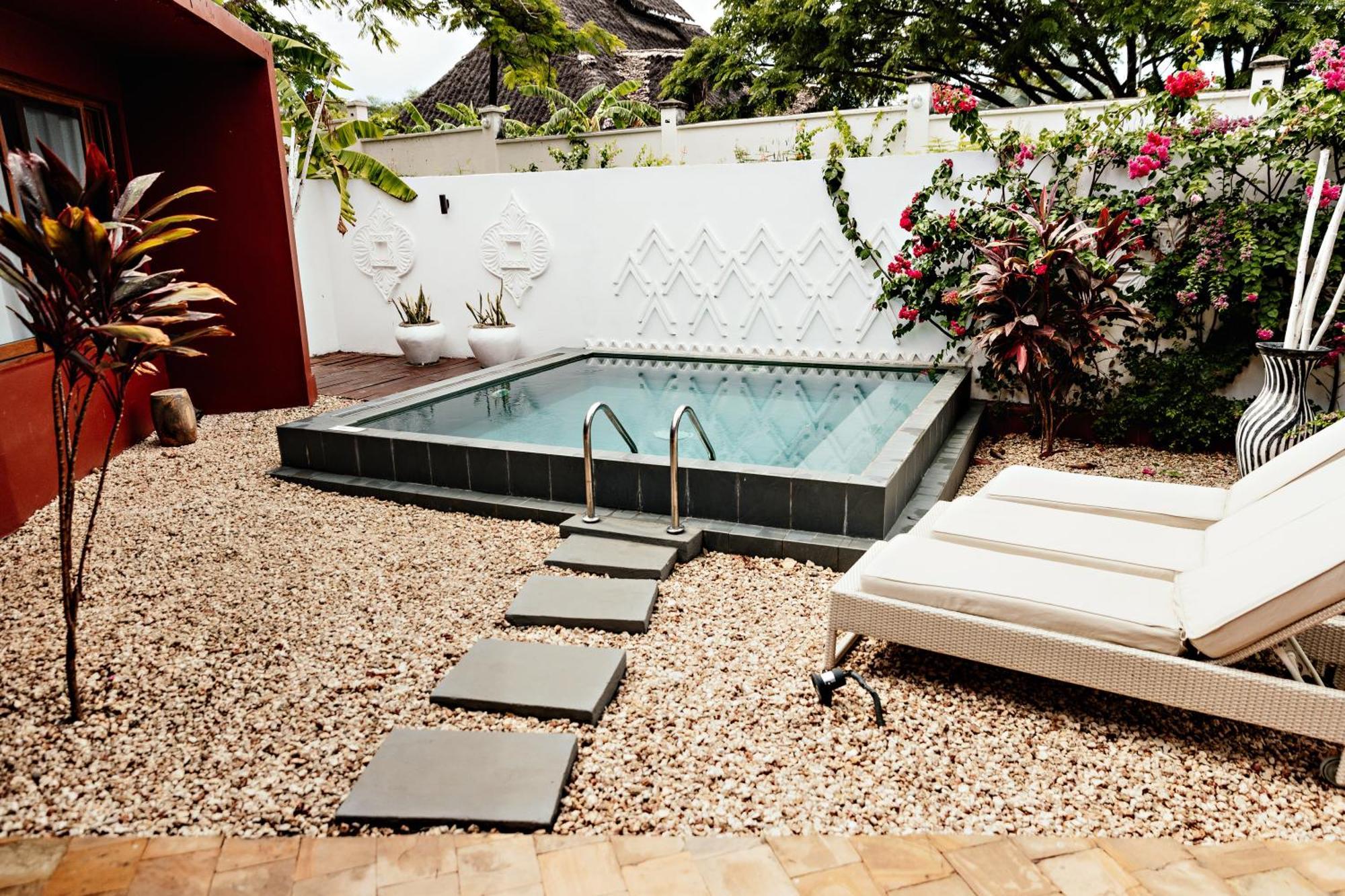 Gold Zanzibar Beach House & Spa Кендва Екстериор снимка