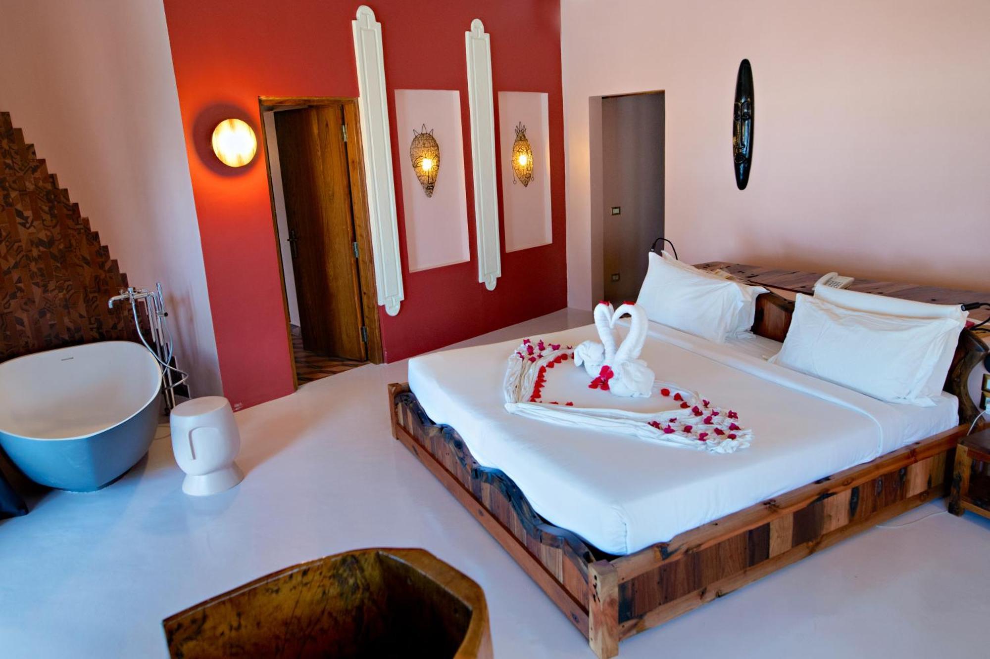 Gold Zanzibar Beach House & Spa Кендва Екстериор снимка