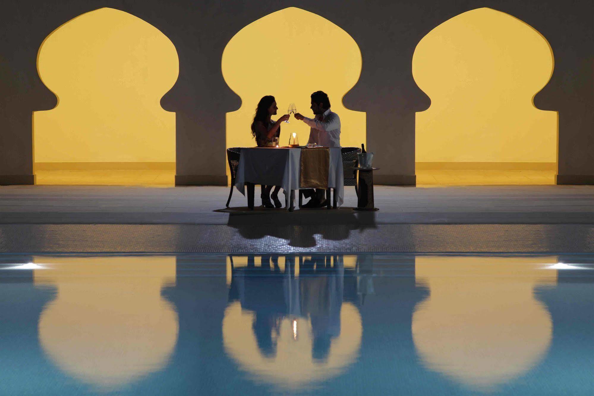 Gold Zanzibar Beach House & Spa Кендва Екстериор снимка