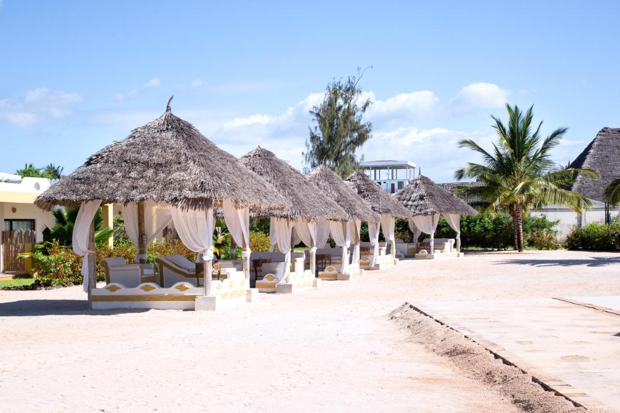Gold Zanzibar Beach House & Spa Кендва Екстериор снимка